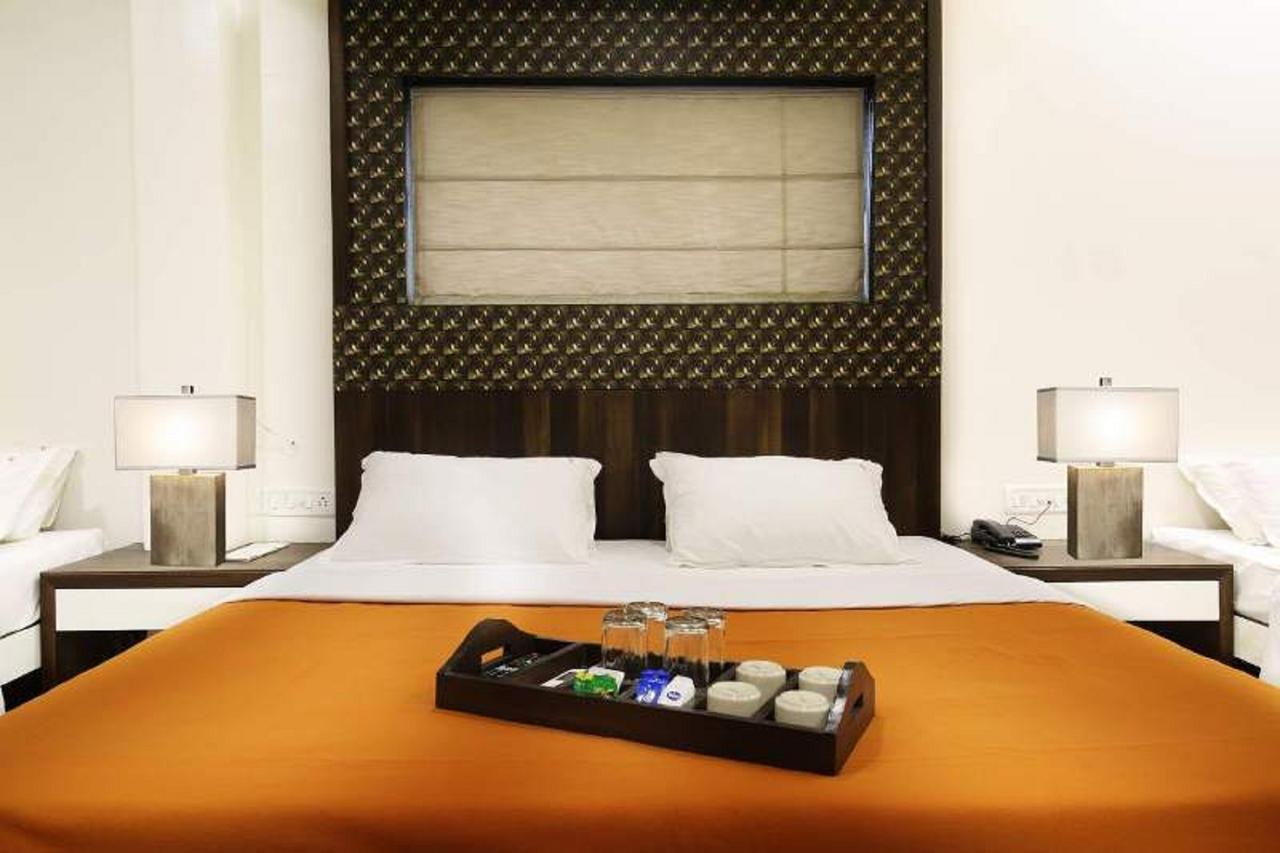 Hotel Lonavla Zewnętrze zdjęcie