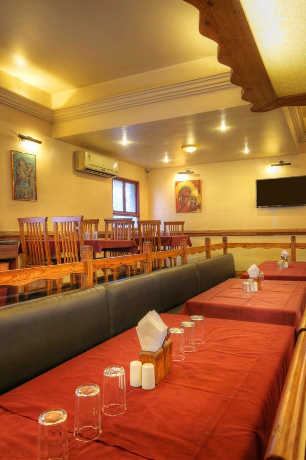 Hotel Lonavla Zewnętrze zdjęcie